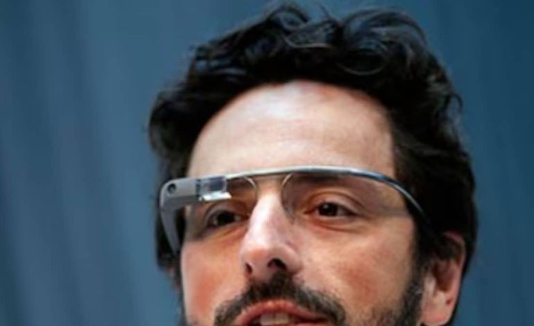 시대를 앞서다: 구글 공동 창업자는 AI가 2024년 안경 분야에서 대히트가 될 수 있다고 말한다.